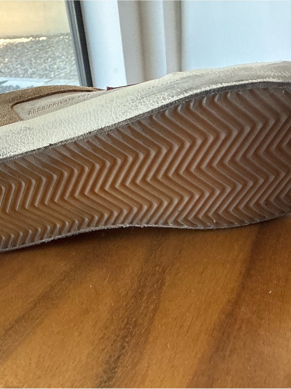 Golden Goose Sneakers - Picture 5 of 9